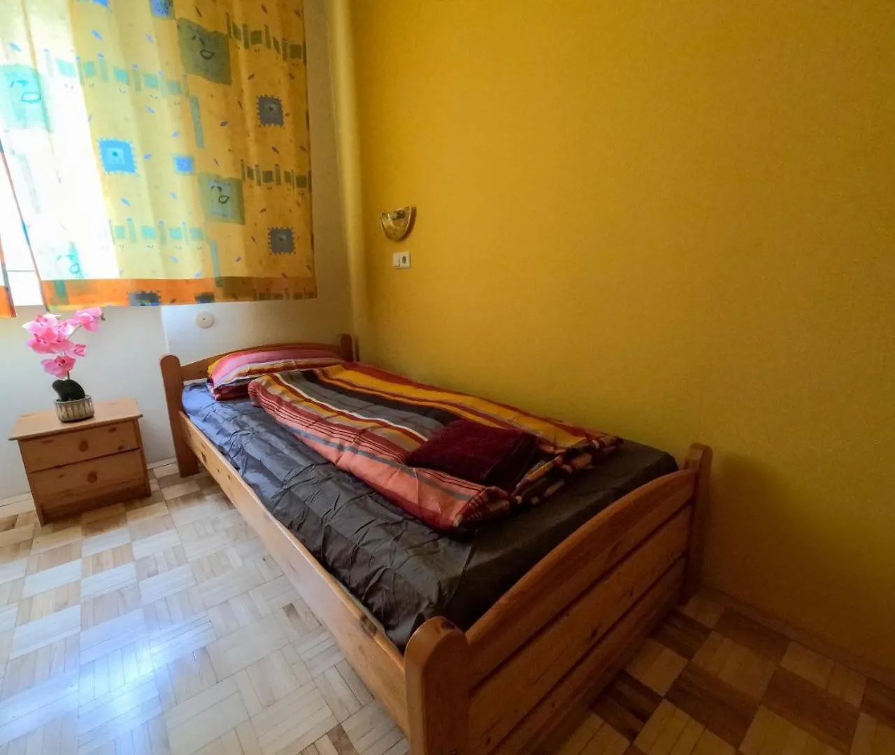 Double Room In Hutteldorfer Strasse Area Vienna 0*,
