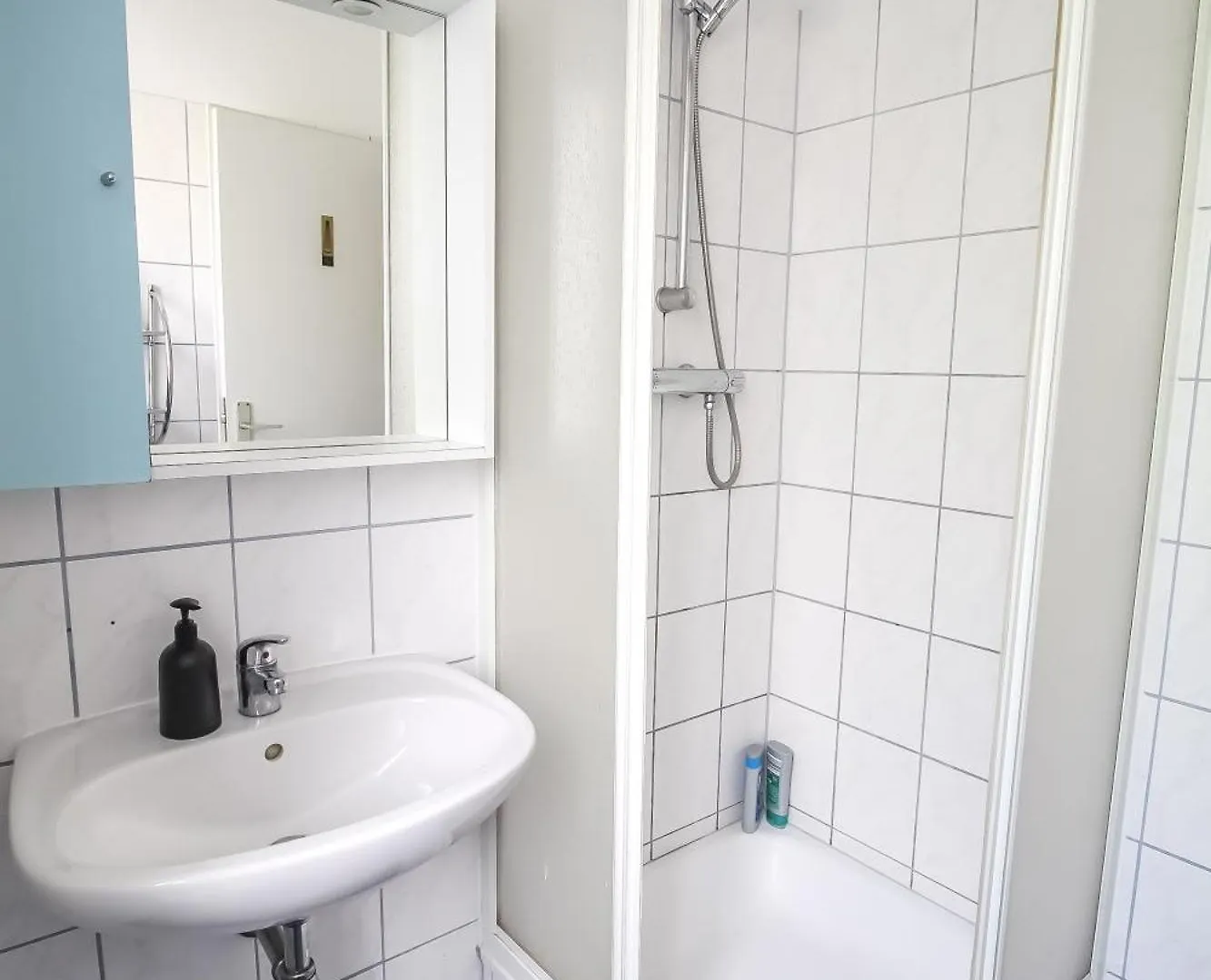 Double Room In Hutteldorfer Strasse Area Vienna 0*,  Austria